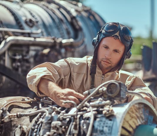 India’s Expanding Skies, Strained Systems, And The Aircraft Maintenance Engineers Holding It Together